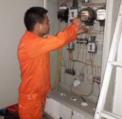 Thợ Sửa Điện Nước Gần Đây Uy Tín | FixCleanCare